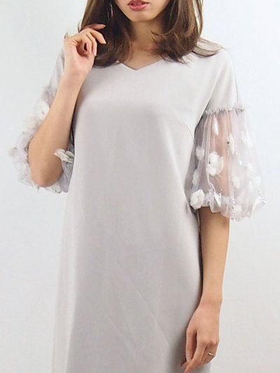 【美品】グレースコンチネンタル☆ドレス☆ワンピース ☆結婚式☆ グレースコンチネンタルGRACE CONTINENTALレース刺繍ワンピース